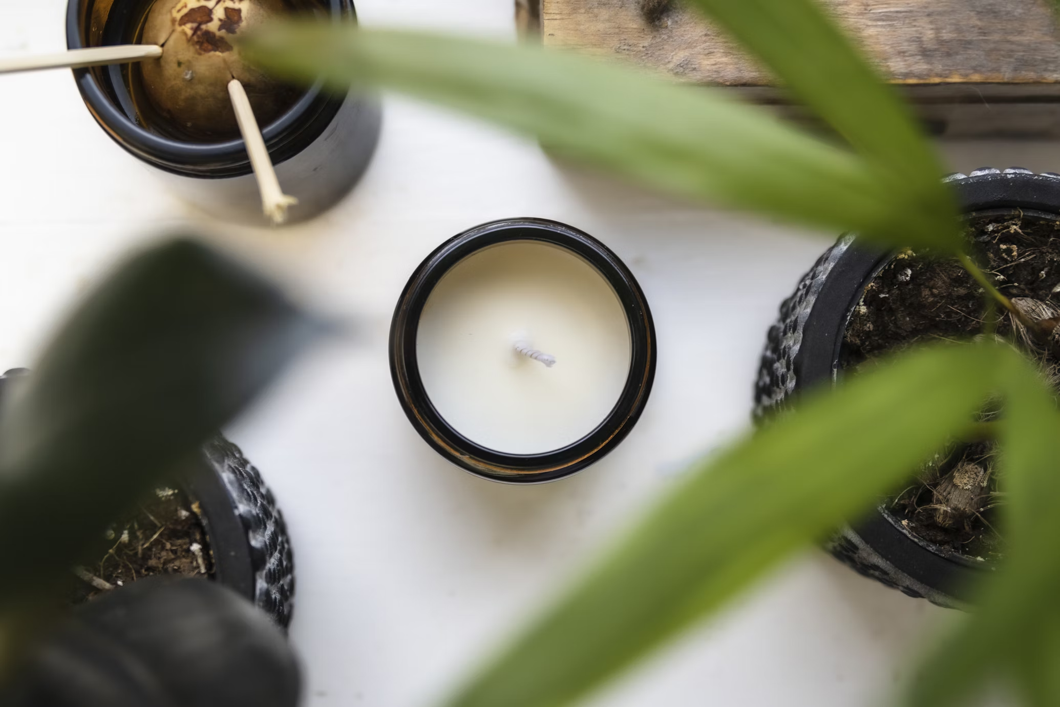 Velas Naturais vs. Velas Industriais: Qual Escolher?